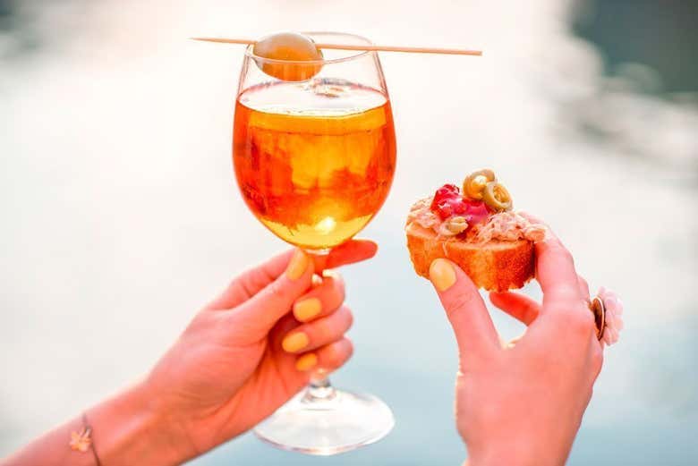 Sampling Venetian cicchetti