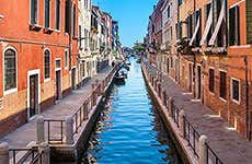 Venice Travel Guide