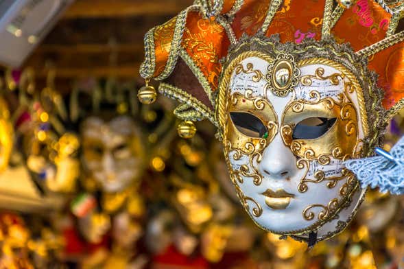Venecian Carnival Tour